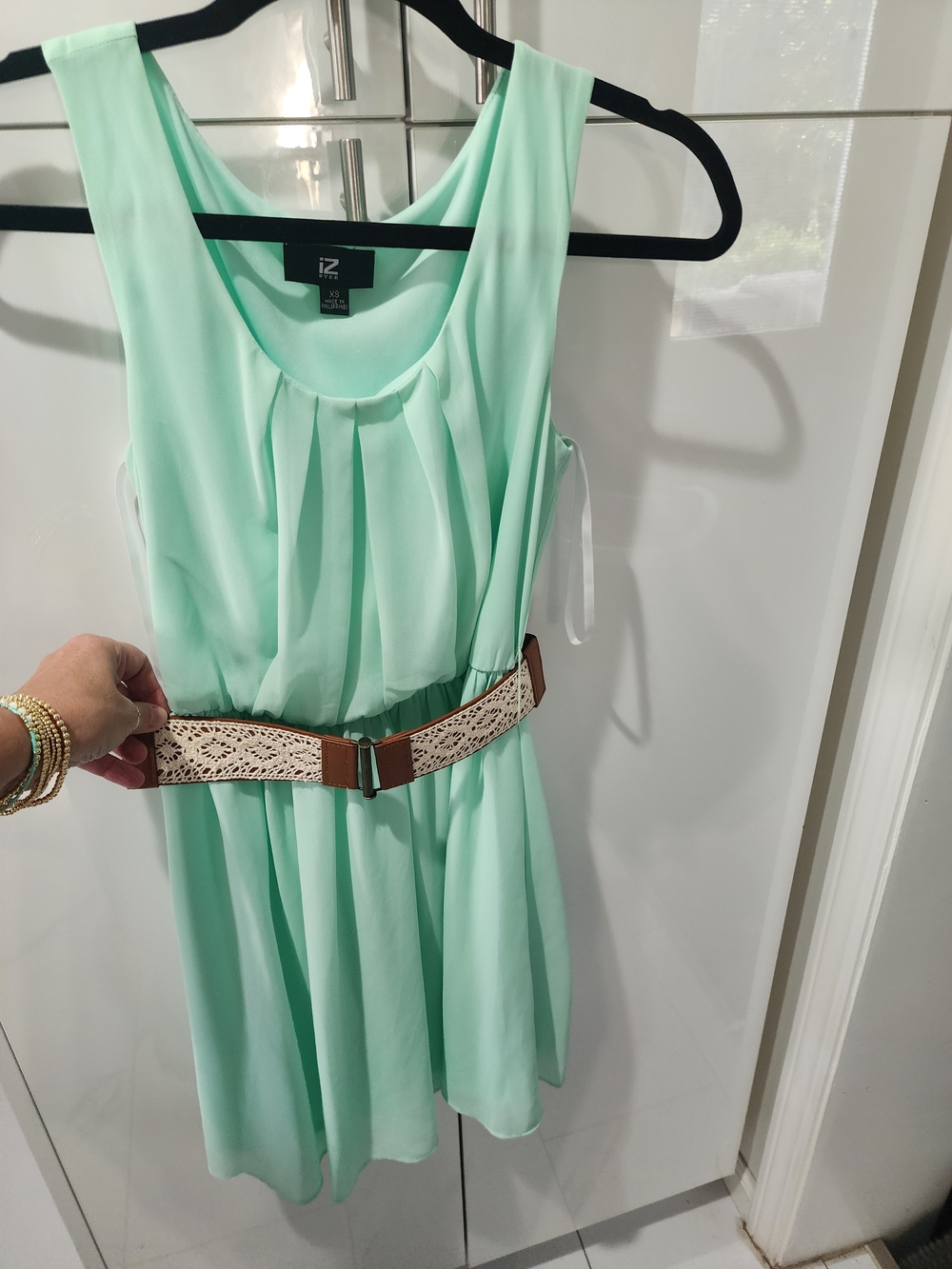 Iz Byer Mint Green Sleeveless Pleated Tunic Dress with Decorative Belt
